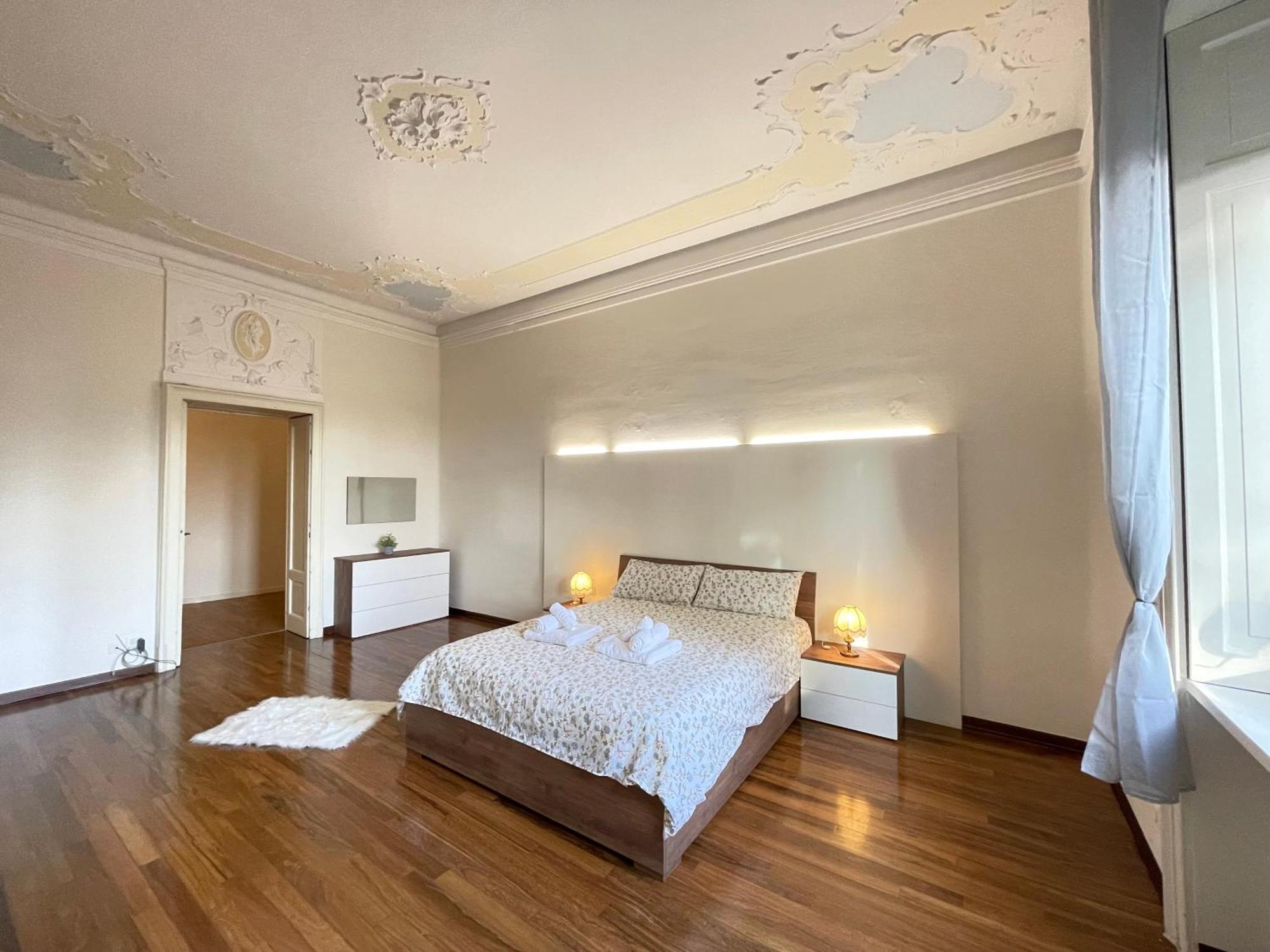Bg Central Royal Suite Con Parcheggio - Vista Citta Alta Bergamo Exterior foto