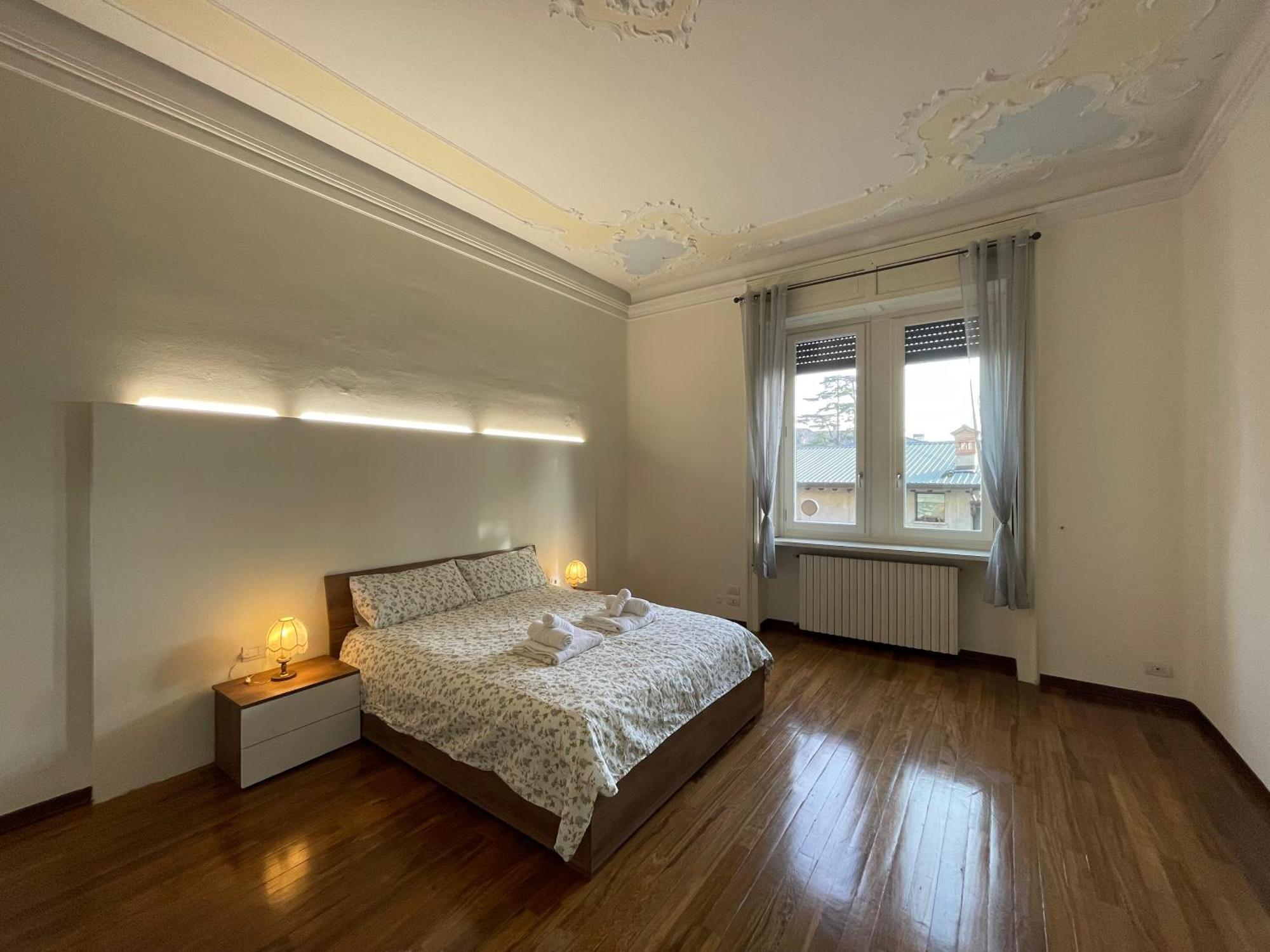 Bg Central Royal Suite Con Parcheggio - Vista Citta Alta Bergamo Exterior foto